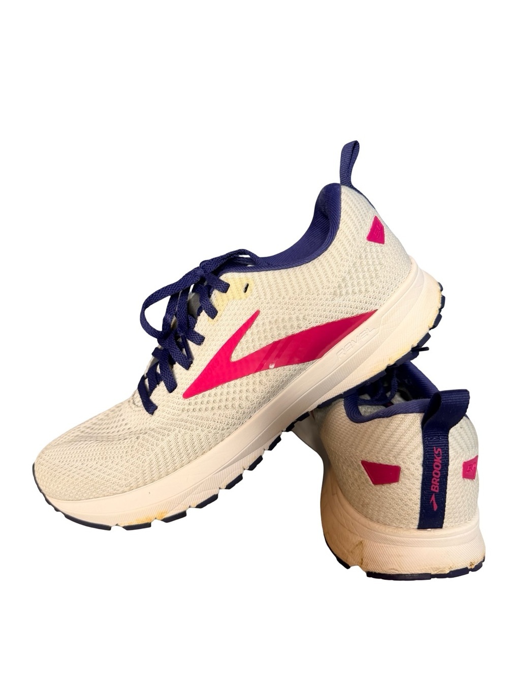 Brooks Revel 5 Women's Running Shoe. Size 8.5